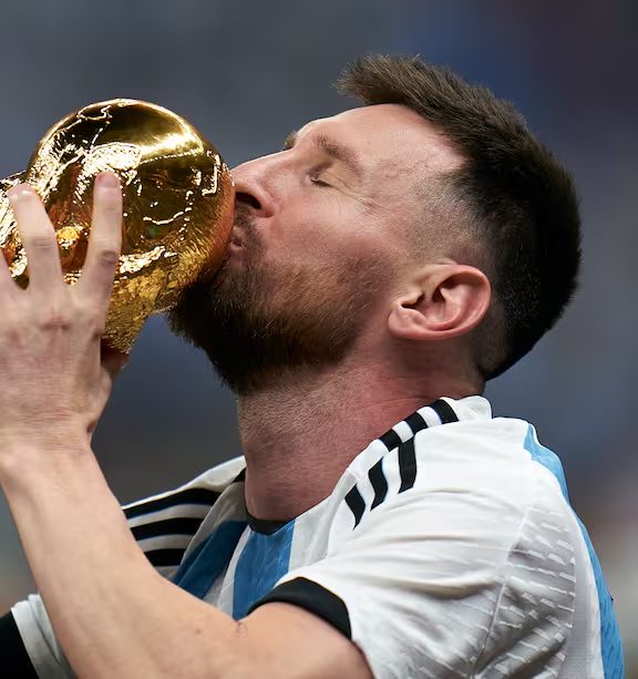 Messi Trophy — Free Online Jigsaw Puzzle | Jigsaw Planet