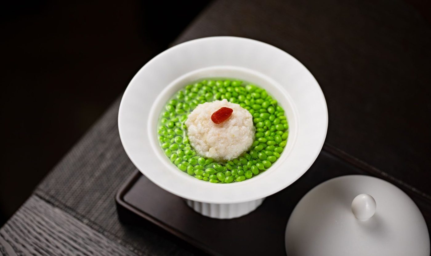 A Gourmet Soup Dish Featuring Green Peas — Free Online Jigsaw Puzzle | Jigsaw Planet