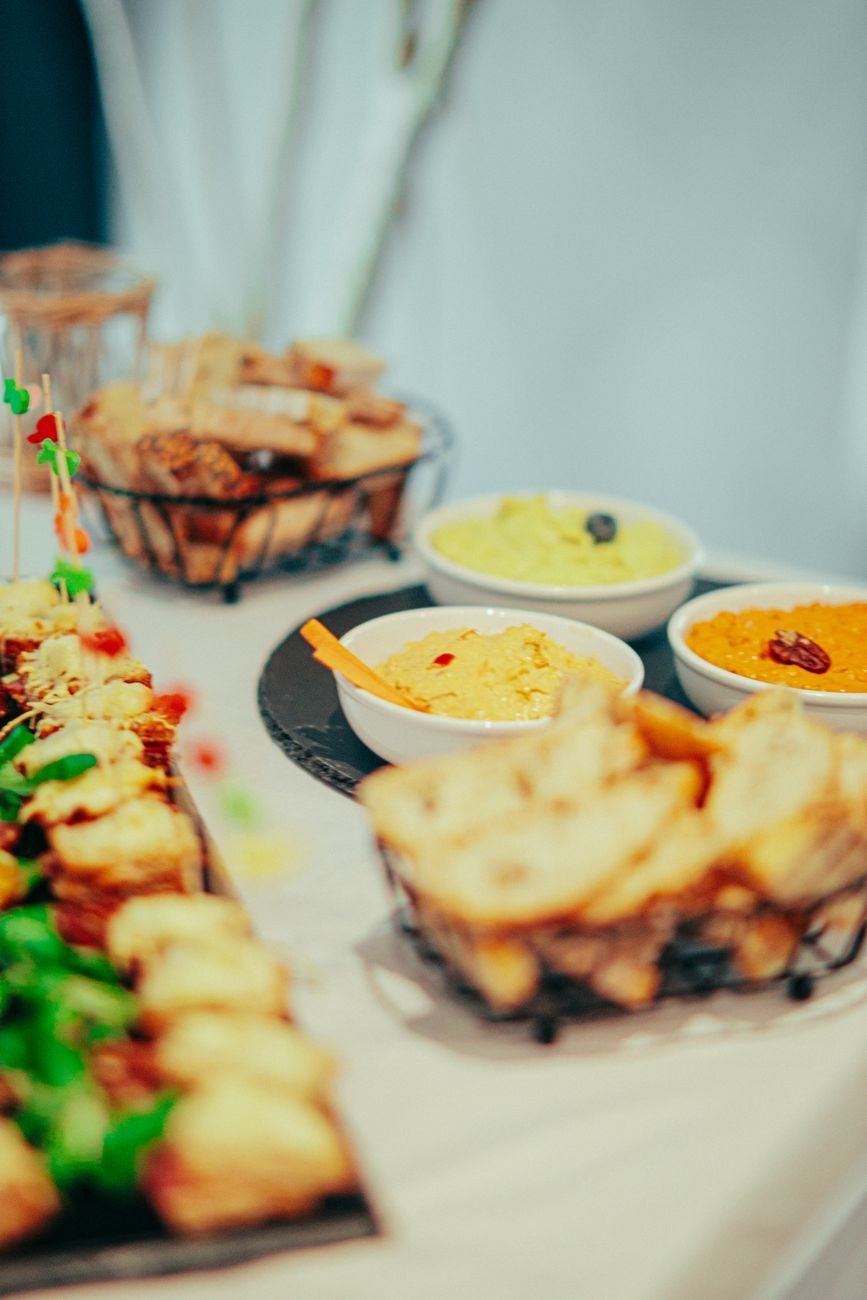 Close up of a Buffet Table Featuring — Free Online Jigsaw Puzzle | Jigsaw Planet
